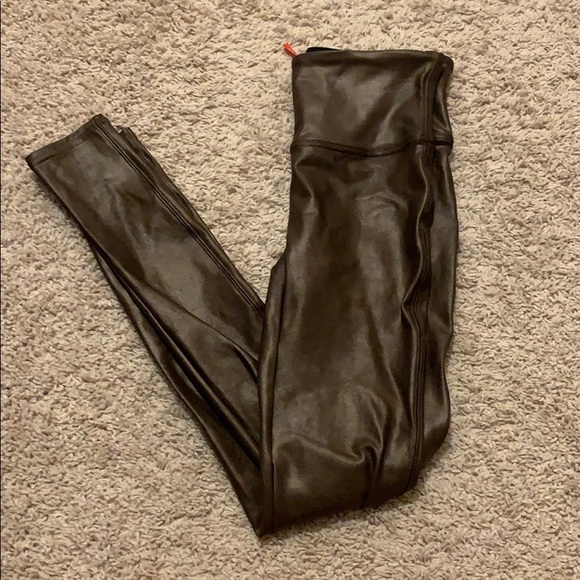 SPANX Pants - BRAND NEW SPANX LEGGINGS